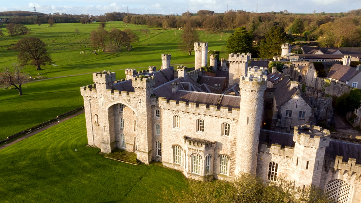 Take a look around the castle and discover your perfect escape at Bodelwyddan Castle.