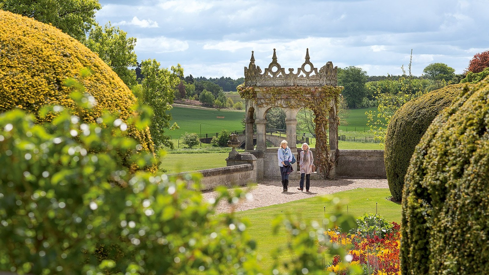 Explore the grounds at your leisure or join onto a tour of the grounds to learn more about the rich history of Thoresby Hall.