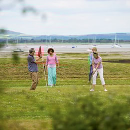 Pitch and Putt at Lakeside
