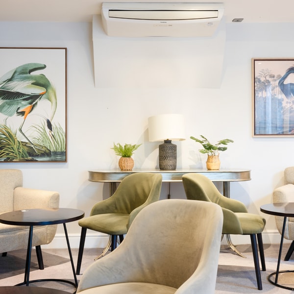 For light bites or a perfectly brewed coffee, settle into the Nest. With its cosy chairs and charming décor, it’s an inviting space to pause and relax.
