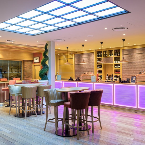 The Evesham bar is perfect for many occasions - afternoon catch ups, pre-dinner cocktails, or even a tasty nightcap to complete your evening.