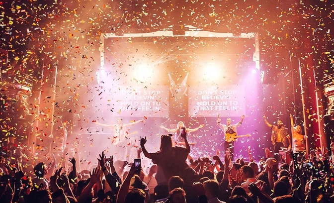 Massaoke® - The original live band sing-along