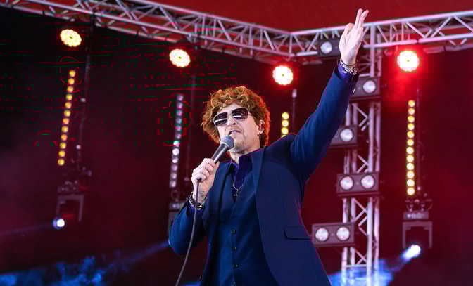 Holding Back The Years - The Ultimate Simply Red Tribute Experience