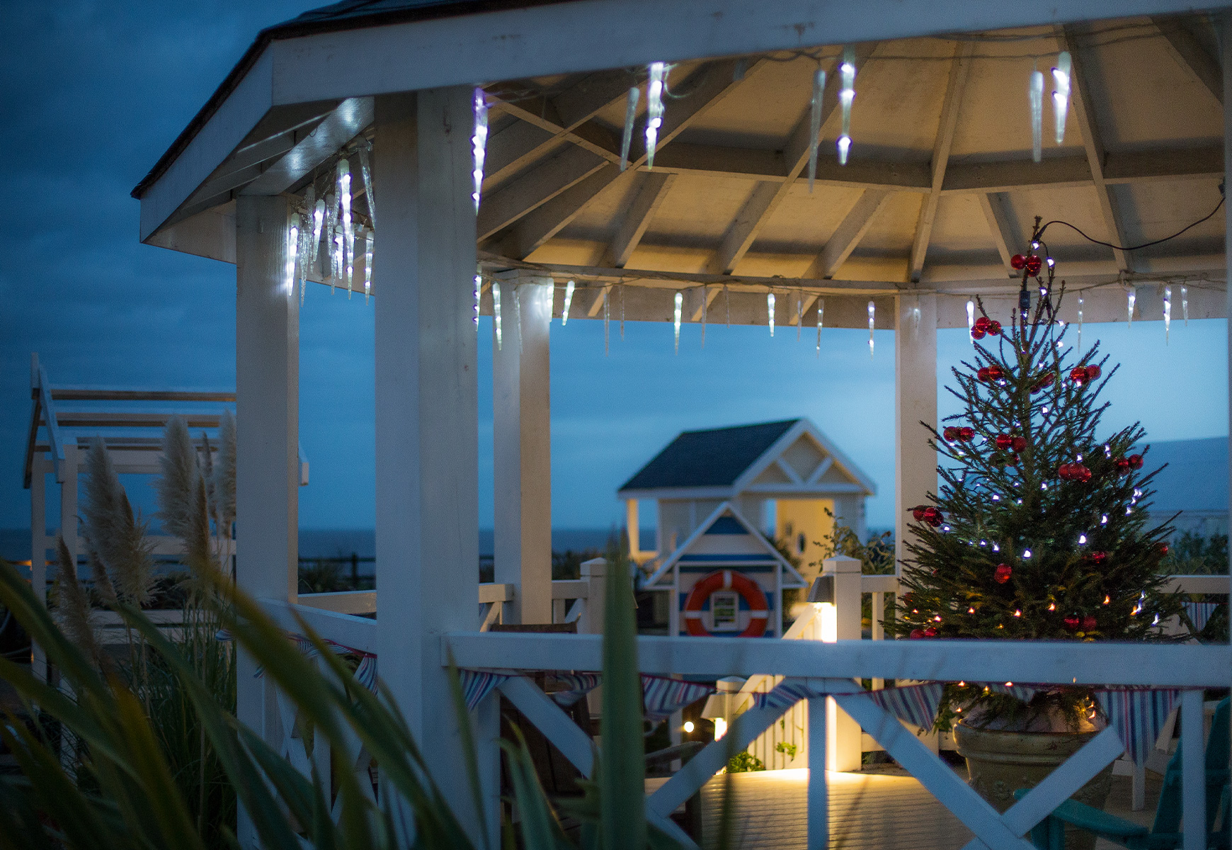 Corton decorated for christmas